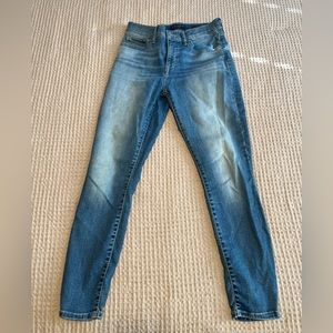 Lucky Brand Skinny Ankle Jeans - 28